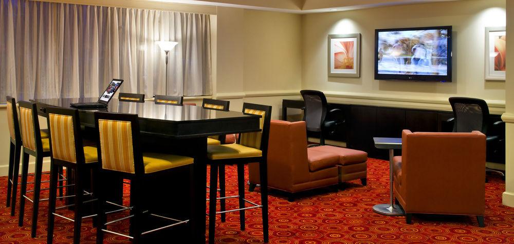 מלון New York Laguardia Airport Marriott מראה חיצוני תמונה