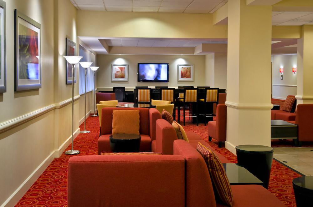 מלון New York Laguardia Airport Marriott מראה חיצוני תמונה