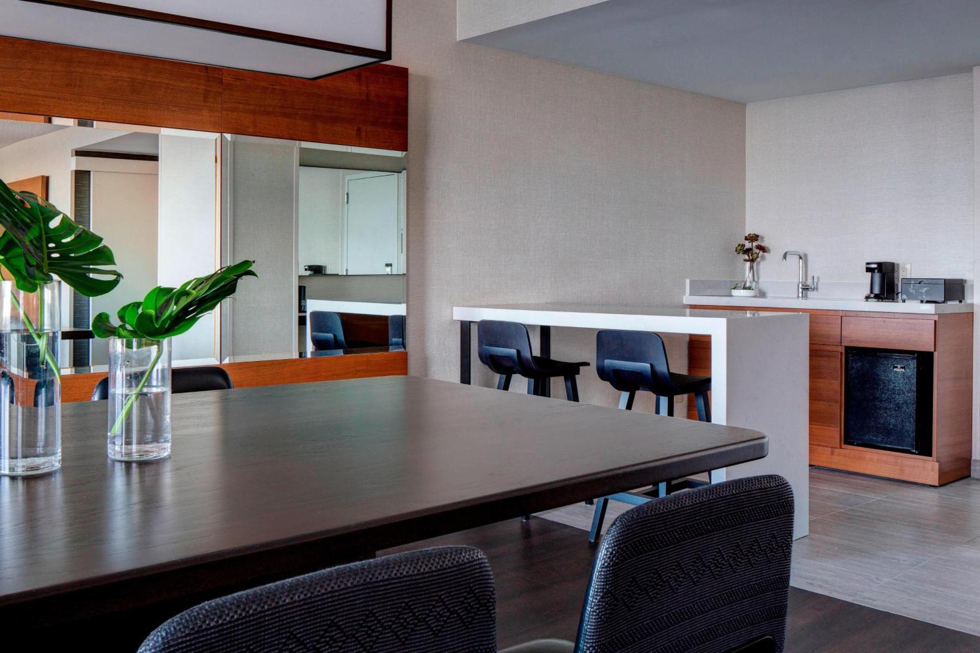 מלון New York Laguardia Airport Marriott מראה חיצוני תמונה